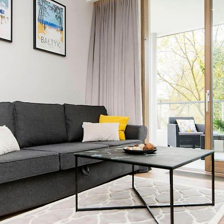 Yellow Rentyear Apartments Гданськ Екстер'єр фото