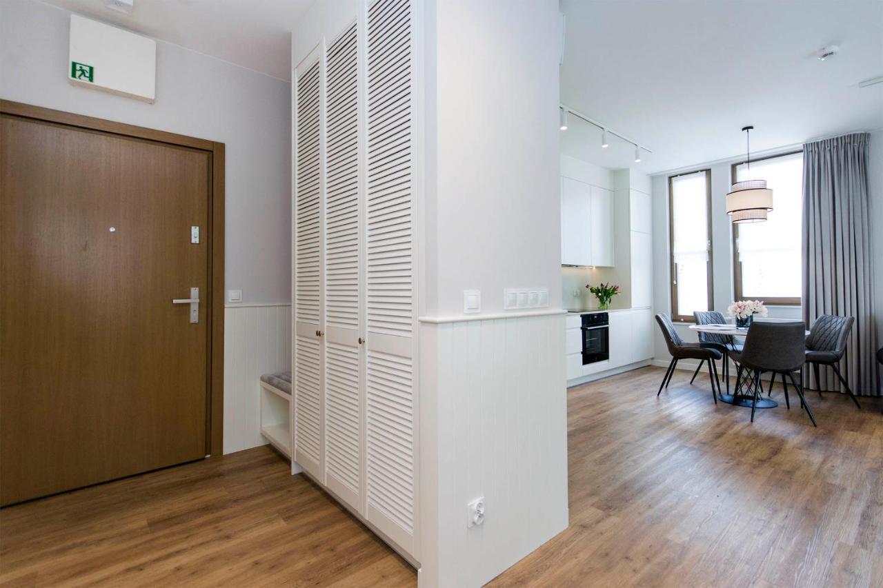 Yellow Rentyear Apartments Гданськ Екстер'єр фото